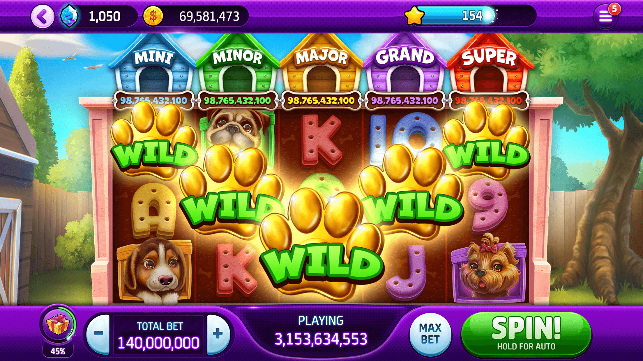 The Backyard Buddies slot in Slotomania showing MINI, MINOR, MAJOR, GRAND and SUPER jackpot meters above the reels